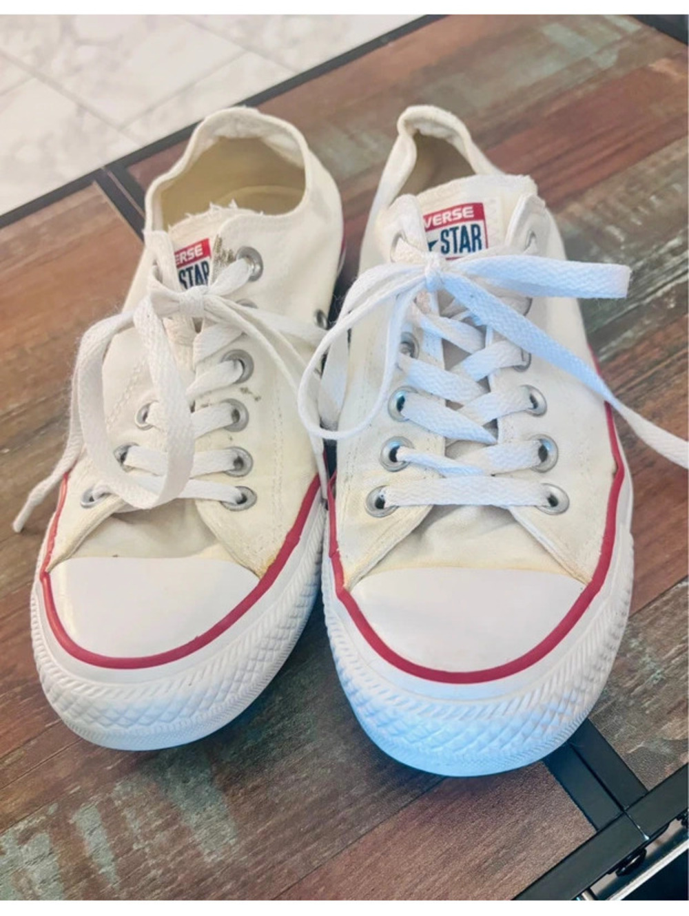 Converse All-Star White Chucks shoes